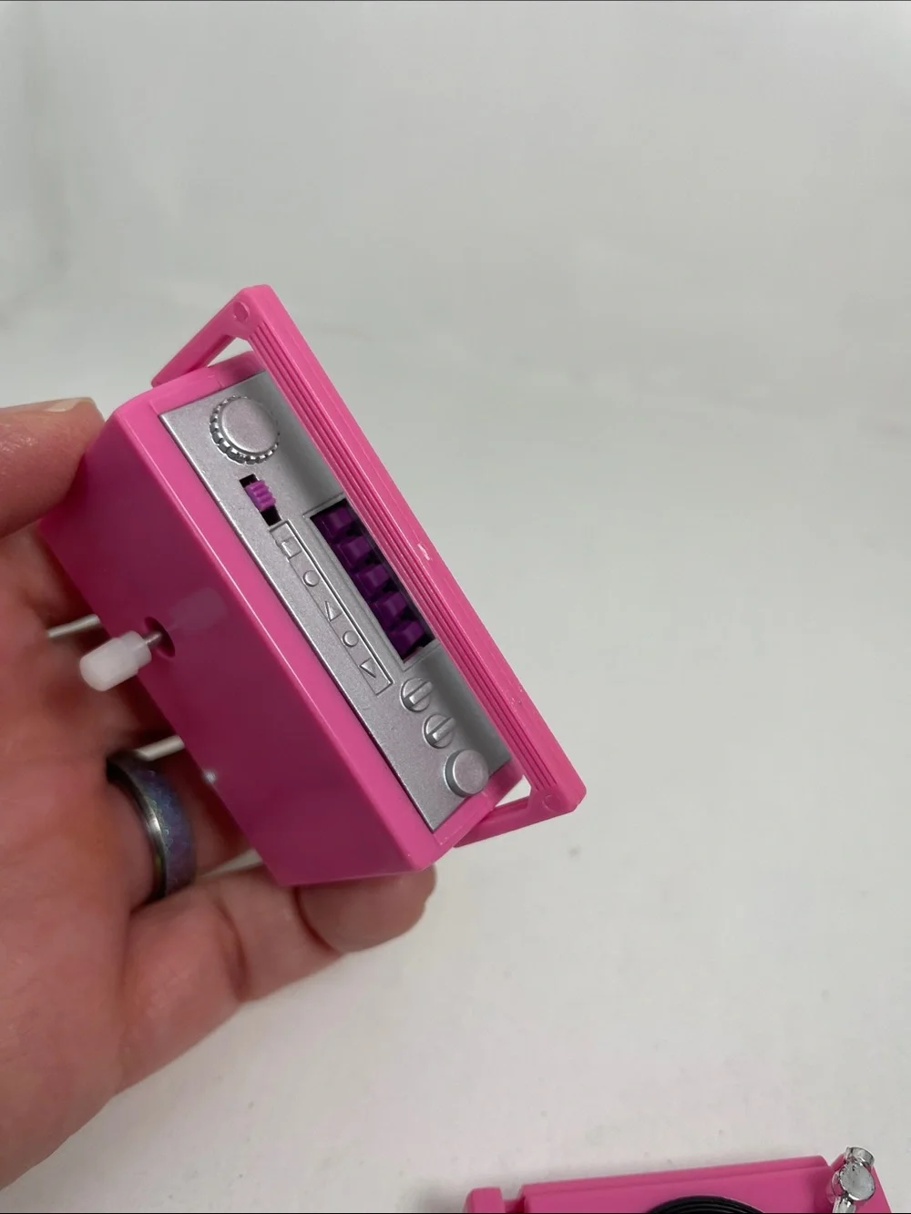 Barbie doll Action Accents Boombox Cassette Wind Up Toy 1980s pink Vintage Works